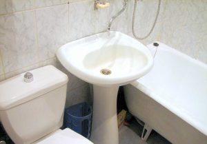 Установка раковины тюльпан в ванной в Воронеже